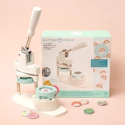 We R Makers ? Button press starter kit