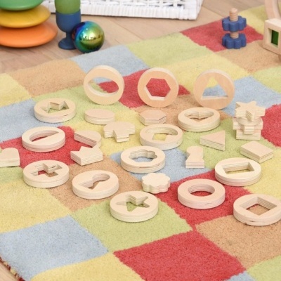 Formas de Madeira Dentro e Fora