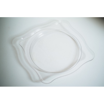 Cuba transparente com espaço de arrumação