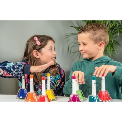 Conjunto de 8 sinos diatônicos afinados (de C3 a C4)