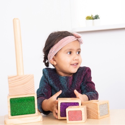 Torre de Empilhamento em Madeira com Glitter