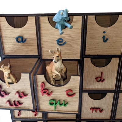 Caixa de Sons Montessori