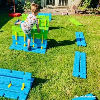 Constructa Den - Construção Gigante