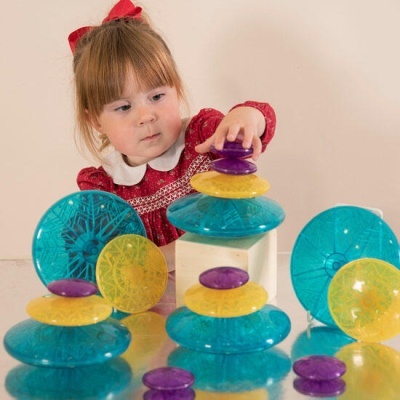 Rocas coloridas radiantes