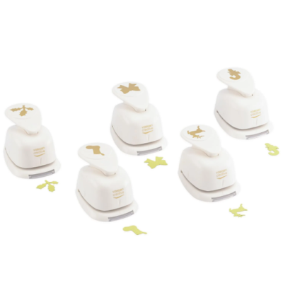 Conjunto de 5 cortadores de papel brancos com figuras festivas douradas e formas perfuradas.