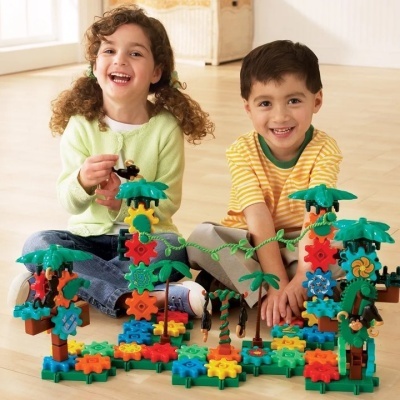 Movin' Monkeys Building Set