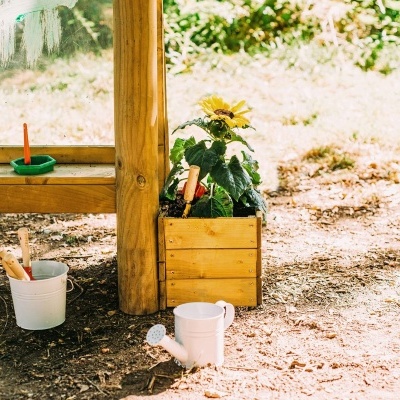 Discovery Create & Paint Easel