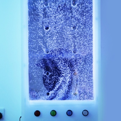 Painel mural interativo de Bolhas