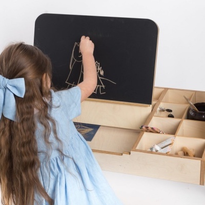 Conjunto de Mesa e Cadeira Julle