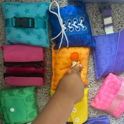Sacos Sensoriais de Habilidades de Vestir