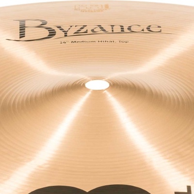 Prato de bateria dourado com texto BYZANCE e 14