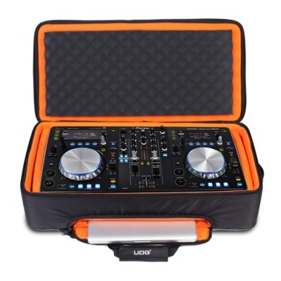 Udg U9104BL/OR - ULTIMATE MIDI CONTROLLER BACKPACK LARGE BLACK/ORANGE