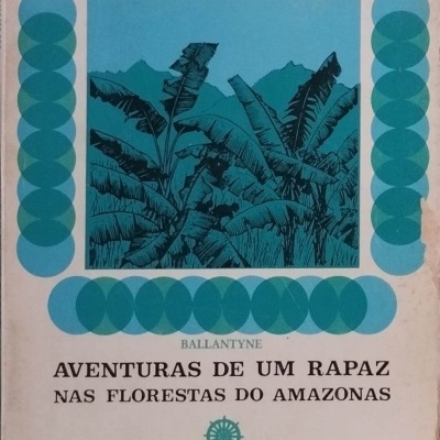 Capa de livro com ilustração azul de bananeira e moldura circular em tons azuis e verdes