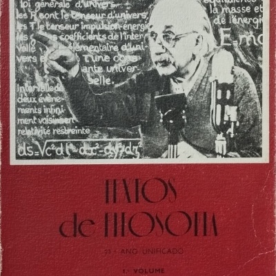 Capa de livro vermelha com imagem preta e branca de Albert Einstein e fórmulas matemáticas, título e autores.