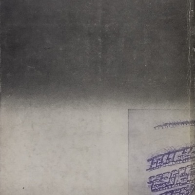 Fundo degradê preto para branco com desenho azul na parte inferior direita