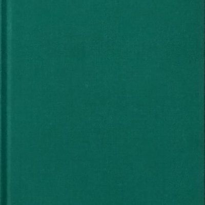 Livro de capa dura verde, sem texto, textura lisa.