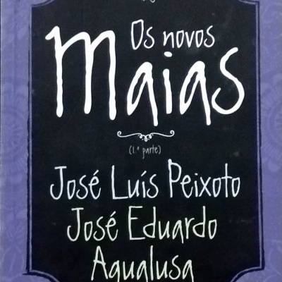 Capa de livro com texto Os novos Maias em fundo preto e borda roxa
