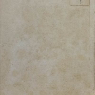 Livro ou caderno com capa bege envelhecida e etiqueta com números 648 e 1