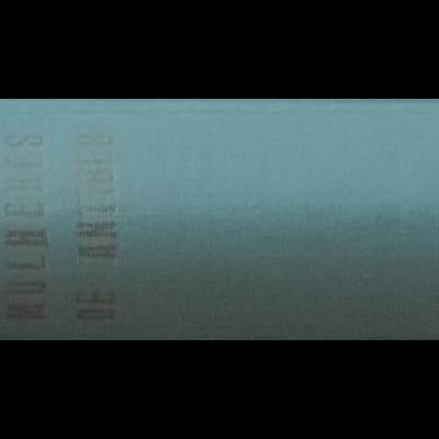 Lombada de livro azul clara com texto e ilustração de rostos