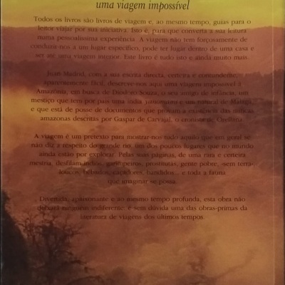 Capa de livro Amazonas uma viagem impossível com texto em português e código de barras.