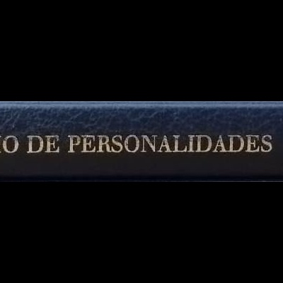 Lombada de livro azul escuro com texto dourado