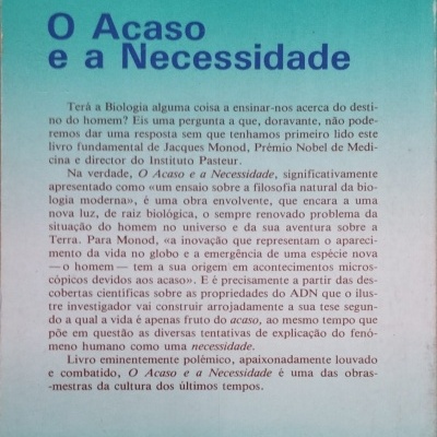 Capa azul de livro com título e texto em português e selo Biblioteca Universitária 26