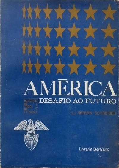 Capa de livro azul com estrelas douradas e texto 'AMÉRICA DESAFIO AO FUTURO'.