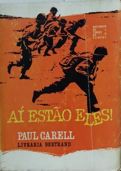 Capa de livro laranja com soldados a correr em preto e texto amarelo e branco