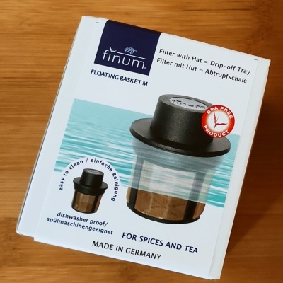 Infusor flutuante com malha inox para chá/infusão - M FLOATING BASKET - Finum®