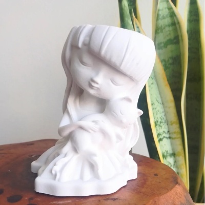 Vaso Menina Com Gato em Gesso Perfumado/Pó Ceramico