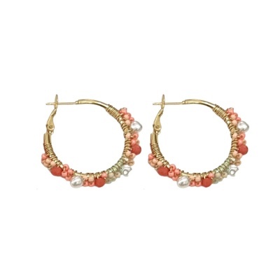 Argola em Aço com pérolas e missangas