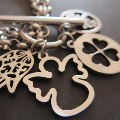 Pulseira com Pendentes