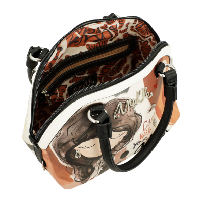 Mala pequena com estampa gráfica de mulher e texto decorativo