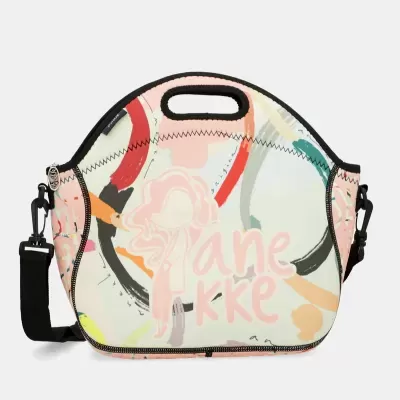 Bolsa de ombro com padrão colorido abstrato e texto 'Jane Like' em rosa