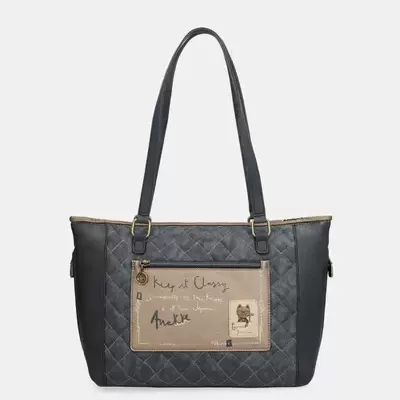 Mala Anekke Mademoiselle Studio