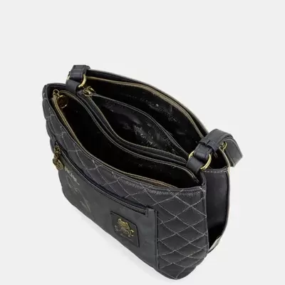 Mala Anekke Mademoiselle Studio