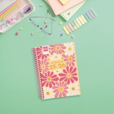 Agenda Escolar Semanal Diva 2025/2026 - Spring Agenda Escolar Semanal Diva 2025/2026 - Spring