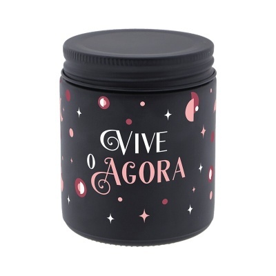 Frasco preto decorado com padrão rosa e texto VIVE O AGORA