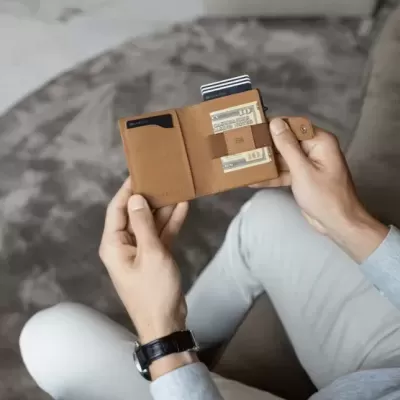 Porta Cartões Garzini Camel Brown