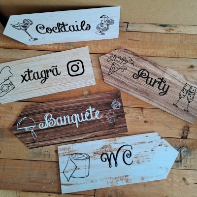 Conjunto de 5 setas a imitar madeira