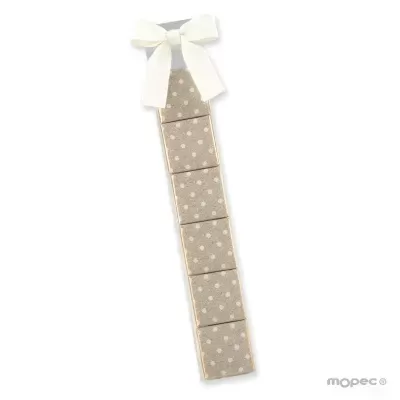 Caixa com 6 Napolitanas e laço Caixa com 6 Napolitanas e laço