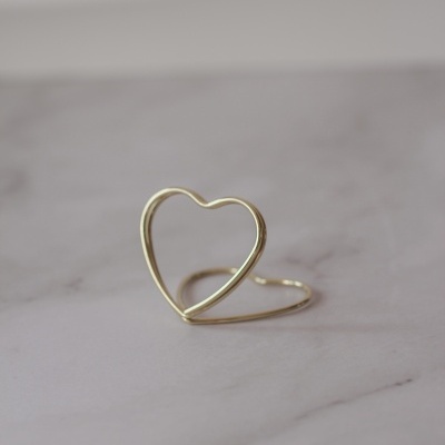 Suporte de metal em forma de coração