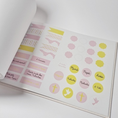 Livro "A minha Comunhão" em rosa