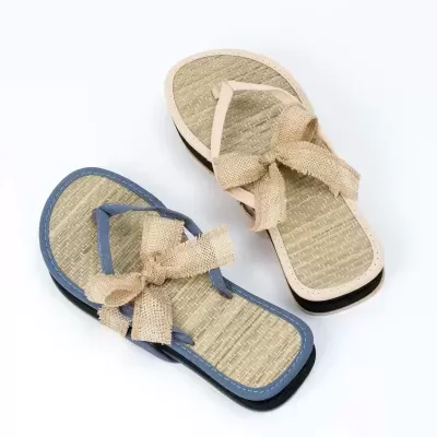 Chinelas de Bamboo em Rosa e Azul