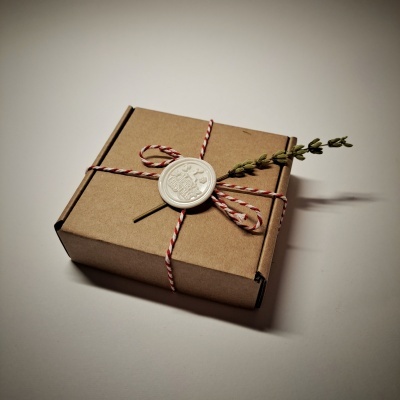 Caixa kraft com ambientador