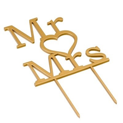 Mr & Mrs em dourado