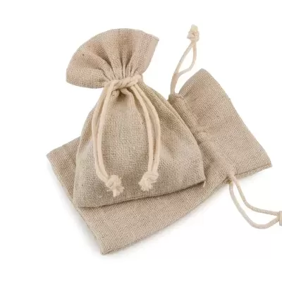 12 Sacos de Algodão Creme (7,5x10cm)