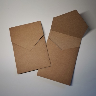 Pacote 25 Envelopes retangulares Kraft