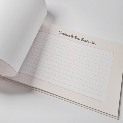 Livro "A minha Comunhão" em rosa