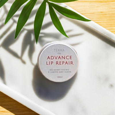 https://www.papoila.pt/product/balsamo-advance-lip-repair